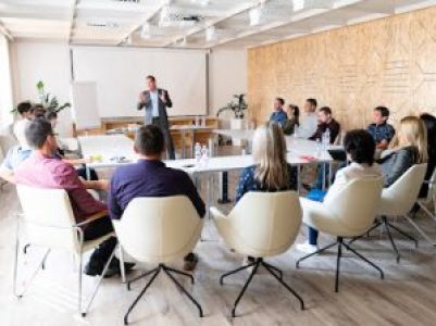 Topmanager:innen: Kann Leadership glücklich machen? – Internationale Studie von Innermetrix